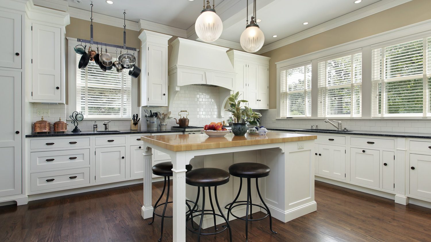 You Can Beautify Your Home Through Interior Design